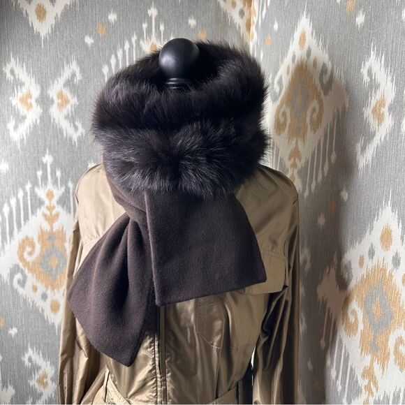 Ralph Lauren Espresso Brown Italian Shearling & Cashmere Blend Knit Scarf - Picture 11 of 16